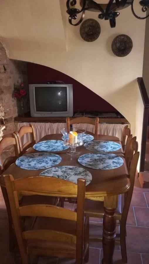فيلا Villanueva del Rosarioفي La Casita De Piedra المظهر الخارجي الصورة