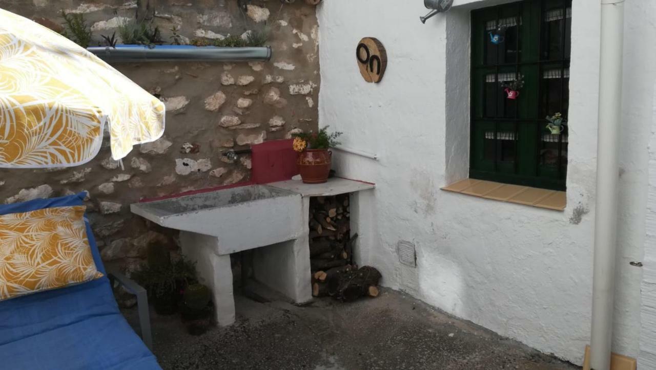 فيلا Villanueva del Rosarioفي La Casita De Piedra المظهر الخارجي الصورة